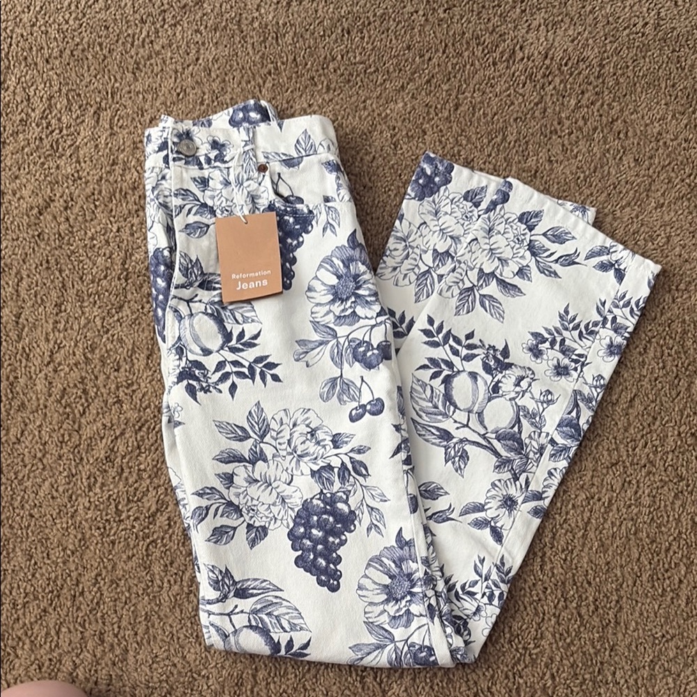 Reformation: Cynthia toile high rise straight jeans